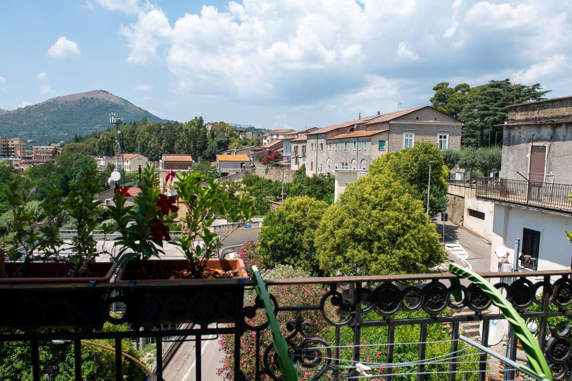Mandevilla Home Caiazzo Buitenkant foto